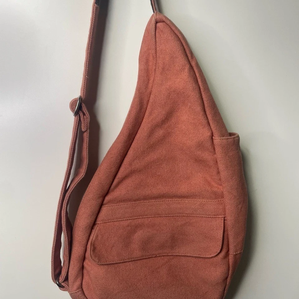 Elegante Bandolera Coral Foto 1 de 4