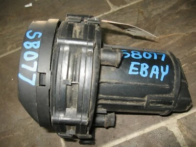 BMW 323 1999-2000, 01-05 325I, 99-00 328, 01-05 330I bomba de aire secundaria  Foto 1 de 4