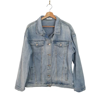 Dissh Size 12 Blue Wash Denim Collared Trucker Classic Relaxed Fit Jacket - image 1 of 4