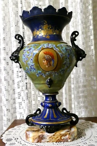 Griechische? Amphore mit Athena? Marmor-Sockel, Vase, Löwen (Affen) als Henkel - Bild 1 von 14