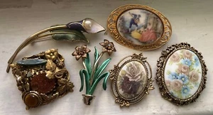 Vintage LOT LG BROOCH PINS Florals, Calla Lily Enamel Milk Glass Sarah Coventry - Picture 1 of 7