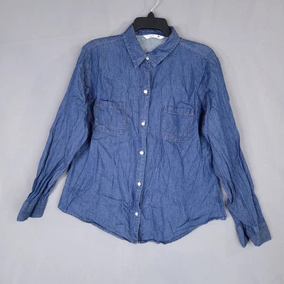 Camisa de mezclilla con botones Riders by Lee para mujer grandes bolsillos de algodón Foto 1 de 4