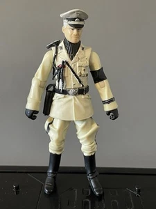 Figura de acción Hasbro Indiana Jones Last Crusade Coronel Vogel 3,75" - Imagen 1 de 2