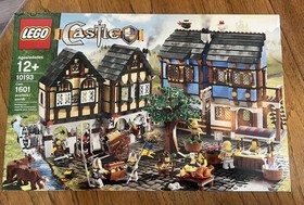LEGO Castle: Medieval Market Village (10193)