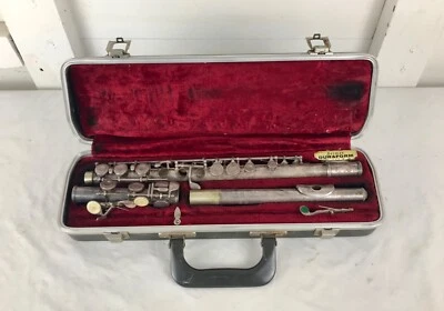 Selmer Bundy Flute w/ Case. Parts or Repair Project - Image 1 of 4