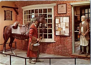 Cartolina fotografica Mavis Pudding ufficio postale americano XVIII secolo e tipografia - Foto 1 di 2