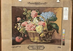 Margot De Paris Printed Needlepoint Canvas, Flowers In Basket  #3119 50x65 cm - Picture 1 of 9
