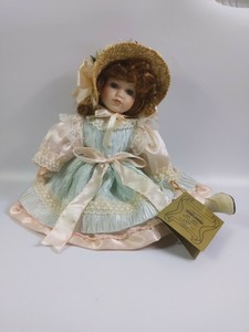 seymour mann award winning doll collection