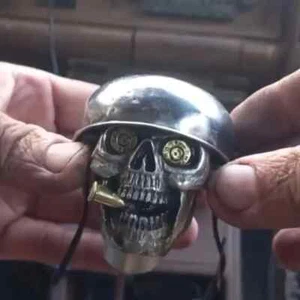 Gear Knob kulls Soldier Grip-Handcrafted ,Sliver Devil Skulls Car Stick Shifter - Foto 1 di 24
