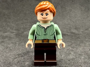 LEGO Jurassic World Claire Dearing Minifigure Set 75938 - Bild 1 von 3
