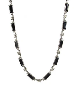 Collar $60 MONET Jet Piedra Negra Tono Plata NUEVO - Imagen 1 de 5