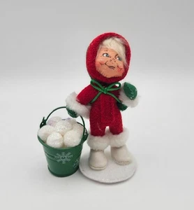Figura Posable Annalee 7" Niño Traje de Nieve Cubo de Bolas de Nieve - Imagen 1 de 6