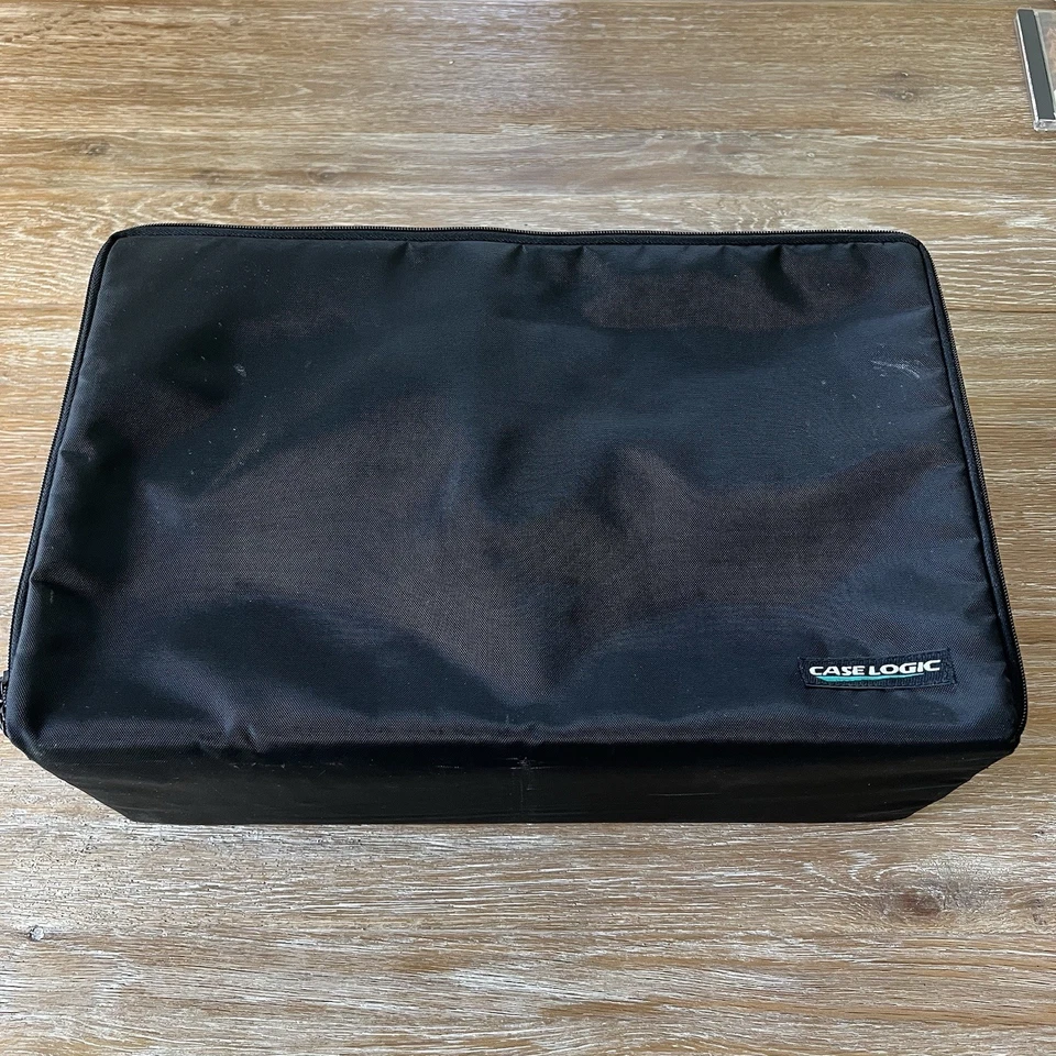 Case Logic 60 Disc CD Carry Case Jewel Storage Holder No Shoulder Strap - Image 1 of 4