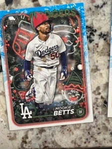 2024 TOPPS HOLIDAY SP ELF HAT CARD LOS ANGELES DODGERS MOOKIE BETTS H135 - Picture 1 of 1