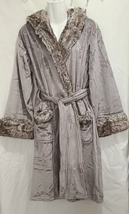 OMBRE TIPPED FAUX FUR ROBE GRAY CARAMEL HOODED SMALL POTTERY BARN - Picture 1 of 13