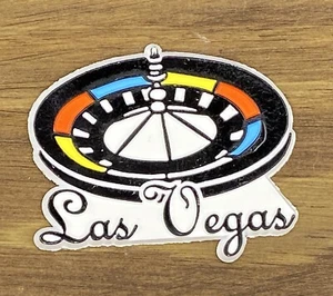 VINTAGE FRIDGE MAGNET LAS VEGAS ROULETTE WHEEL MULTI-COLOR - Picture 1 of 3