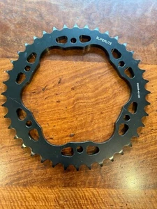 DUCATI SUPERLITE SPROCKET 40T 530 PITCH - Picture 1 of 3
