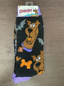 Hanna-Barbera Scooby Doo Halloween Bats Mens Crew Socks 1 Pair Size 6-12 NEW - Picture 1 of 2
