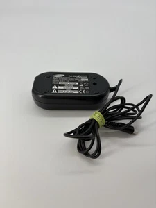 Original Samsung AA-E8 Ladegerät 8.4V für Camcorder – Netzteil geprüft - Bild 1 von 3
