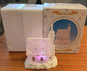 Colección Leonardo Invierno País de las Maravillas Navidad Capilla Cambio de Color - Imagen 1 de 6