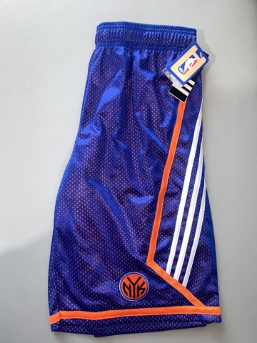 Men's New York Knicks Adidas Blue 3-Stripe Basketball Shorts NWT Large Cover