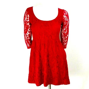 Kirra Juniors Dress S Red Floral Lace 3/4 Sleeve Scoop Back Fit & Flare Cocktail - Picture 1 of 9