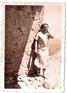 1934 a TAORMINA BELLA FOTO ORIGINALE DENTELLATA GRAZIOSA RAGAZZA cm 6 x 8,5 - Imagen 1 de 2