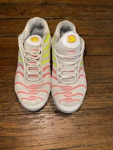 Nike Womens Air Max Plus TN 862201-102 Hot Punch White Neon Orange Sneakers 7.5 - Picture 1 of 8