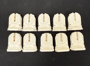 10pk - Leviton 23654-SNP - T5 Fluorescent Shunted Snap-in Socket (LH0750) - Picture 1 of 4