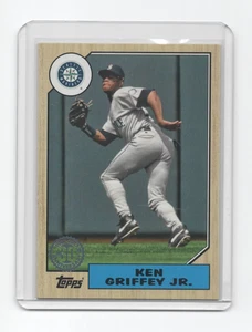 Ken Griffey Jr 2017 Topps 87 Topps parallel #87-59 w/sleeve MARINERS - Picture 1 of 2