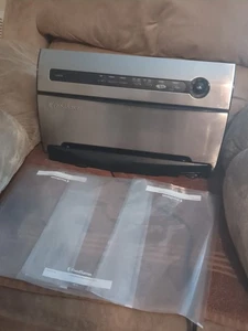 FoodSaver V3825 SmartSeal Vakuumierer - getestet - Edelstahl mit Beuteln - Bild 1 von 4