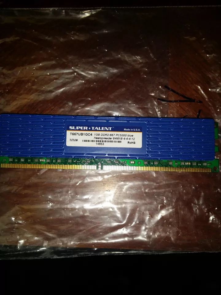 T667UB1GC4  1GB DDR2-667 PC5300 DESKTOP RAM LOW DENSITY  - Image 1 of 1