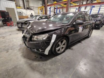 12 - 16 CHEVROLET CRUZE Engine Brain Box E830838 - Изображение 1 из 4