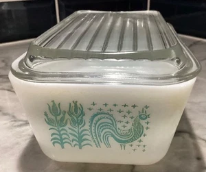Vintage PYREX 502 Amish Butterprint Refrigerator Dish With Lid Turquoise Design - Picture 1 of 5