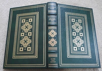 Franklin SIGNED FIRST EDITION You Must Remember This JOYCE CAROL OATES leather - Image 1 of 2