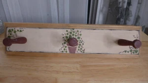 Wall 3-Peg Holder Rack Wood Ivy Shabby Country Brown Hang Display Decor 15" Hook - Picture 1 of 6