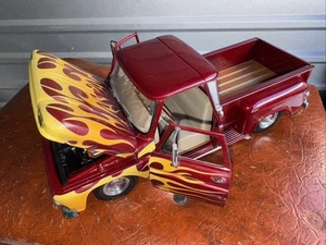 1:18 Die Cast Sun Star Classic '65 Chevrolet C-10 Stepside Lowrider - Foto 1 di 7