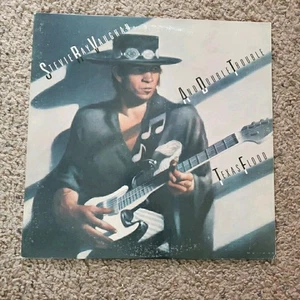 STEVIE RAY VAUGHAN & DOUBLE TROUBLE 1983 BFE 38734 TEXAS FLOOD Vinyl VG+ Tested - Foto 1 di 9