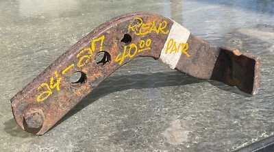 Par de soportes de parachoques trasero Dodge 1924-27 = accesorios originales Dodge Foto 1 de 4