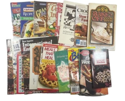 18 Booklets Recipes Bon Appetit Nabisco Lipton Bisquick Betty Crocker Pamphlets - Image 1 of 4