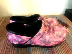 pink sanita clogs