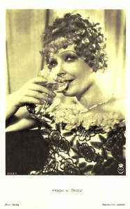 Hilde von Stolz * Original Ross Postcard Postcard * No. 87 d