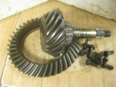 2.56 12 CUBIERTA DE PERNOS 8.5 piñón 10 pernos anillo engranaje 1967 Oldsmobile 442 Supreme 1968 Foto 1 de 4