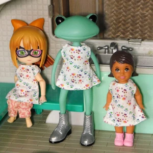 Abito corto con stampe psichedeliche zampe - adatto a Molly Rane & Nendoroid Obistu 11 - Foto 1 di 2