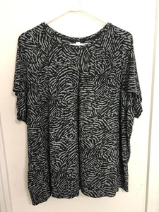 Athleta Ultimate Train Animal Print Tee Short Sleeve Top Black Gray Women's 3X - Picture 1 of 9