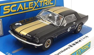 Scalextric Maßstab 1:32 Slotcar C4405 - Ford Mustang schwarz und gold #47 - Bild 1 von 6