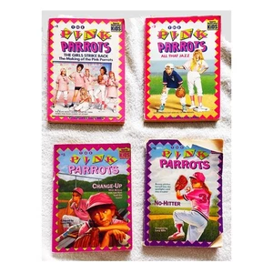 Vintage Pink Parrots Lucy Ellis Lot 4 Softcover Books Girls Baseball Sports Kids - Imagen 1 de 24