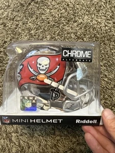 DENTED BOX Tampa Bay Buccaneers Riddell Chrome Mini Helmet *Helmet is Fine 2018 - Picture 1 of 6