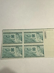 SCOTT # 1005 - US PLATE BLOCK OF 4 - 3 CENT 4-H CLUB - MNH - 1951 - Picture 1 of 3