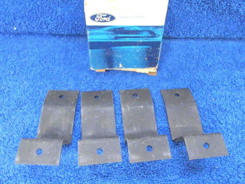 Ford L LT LNT 800 1972-79 camión faro soporte de ajuste nuevo Ford 217 Foto 1 de 1